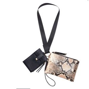 INC Amanda Wristlet & Card Case
Lanyard